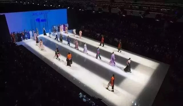 1527489822655780.png